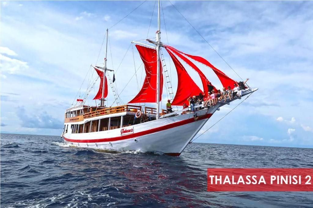 Bintang Flores Hotel Labuan Bajo Zewnętrze zdjęcie