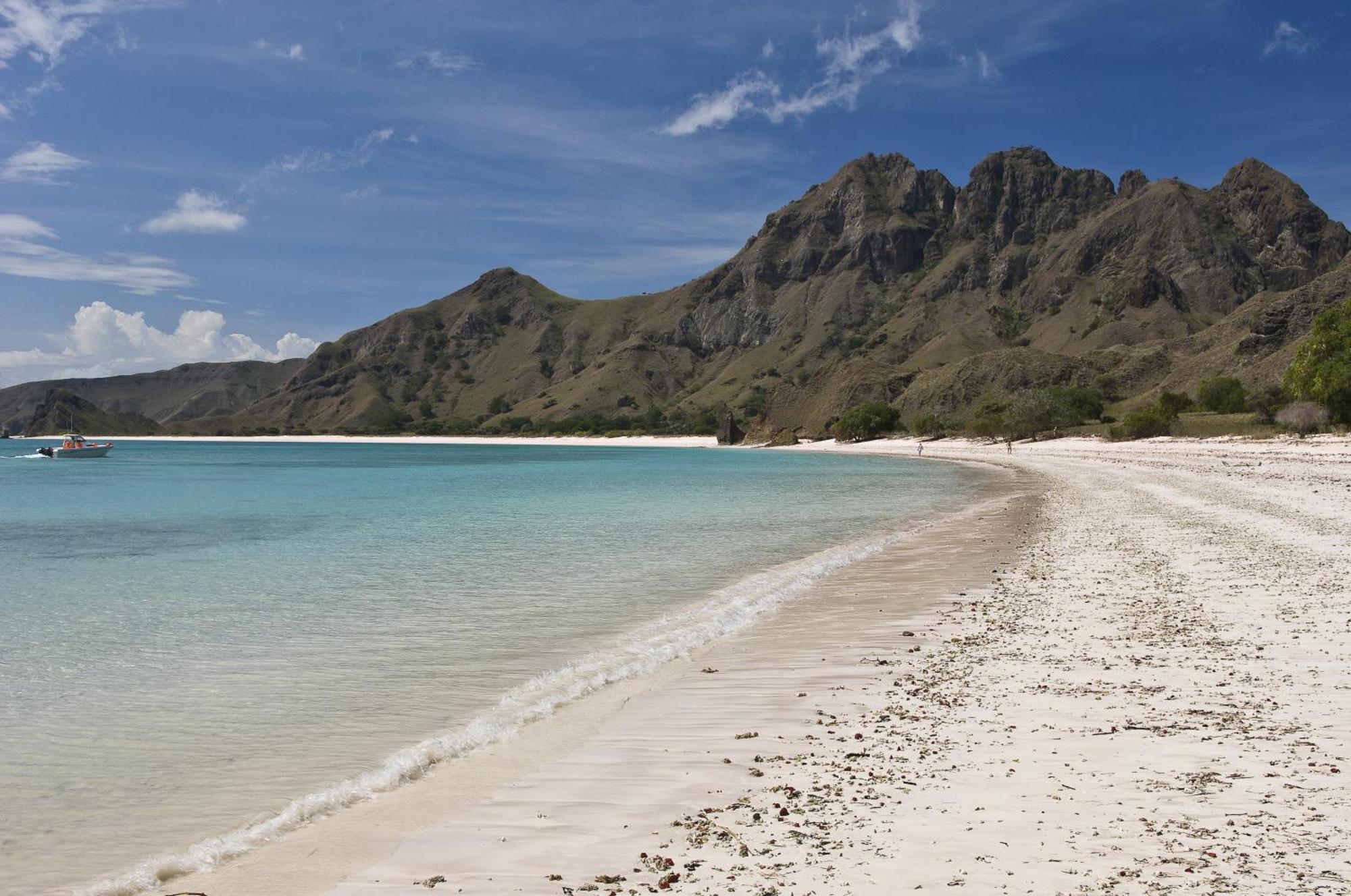 Bintang Flores Hotel Labuan Bajo Zewnętrze zdjęcie